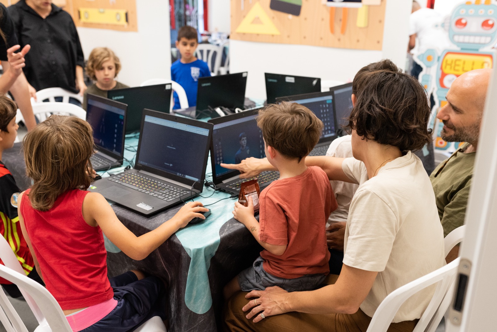 WhatsApp Image 2024-04-08 at 14.37.24.jpeg